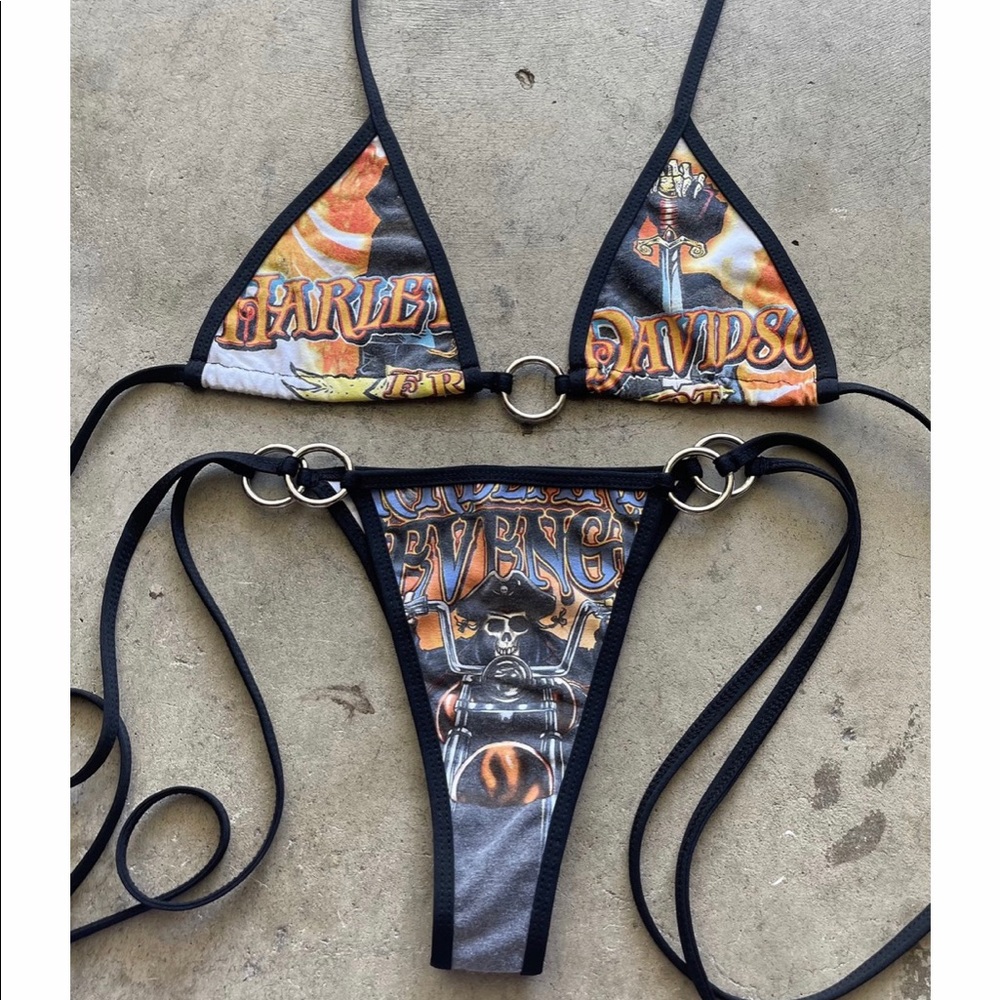 Harley Bikini